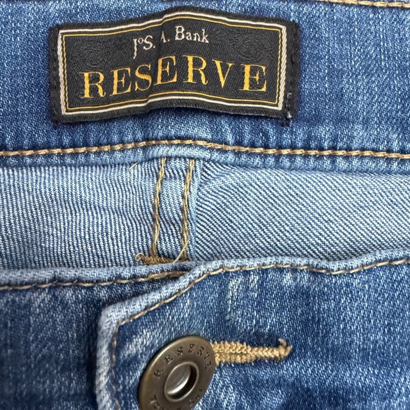 Jos A Bank RESERVE Mens Relaxed Fit Jeans Blue Denim Pants 38x30 - Picture 6 of 9